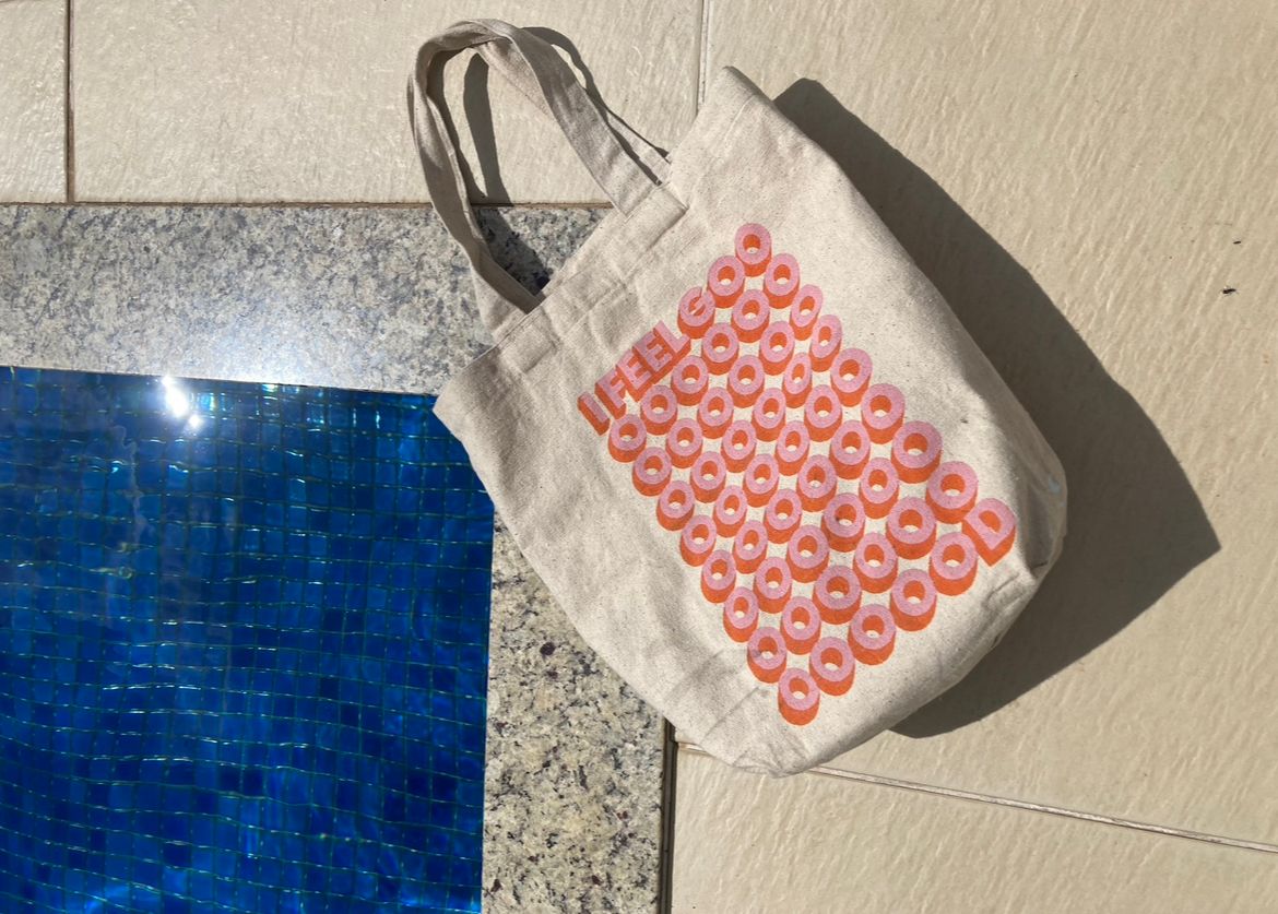 Tote bag